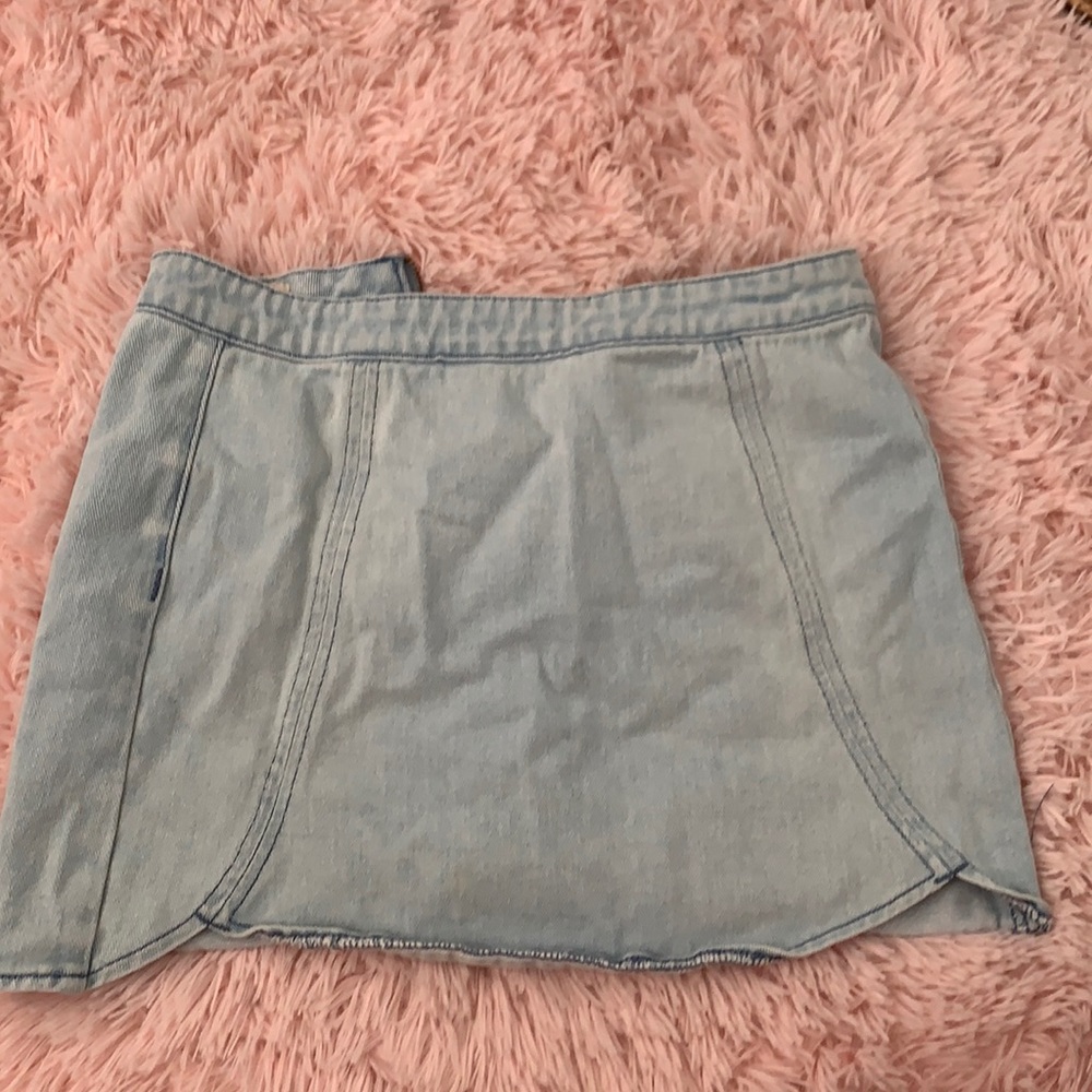 PacSun Jean skirt with zipper in the back